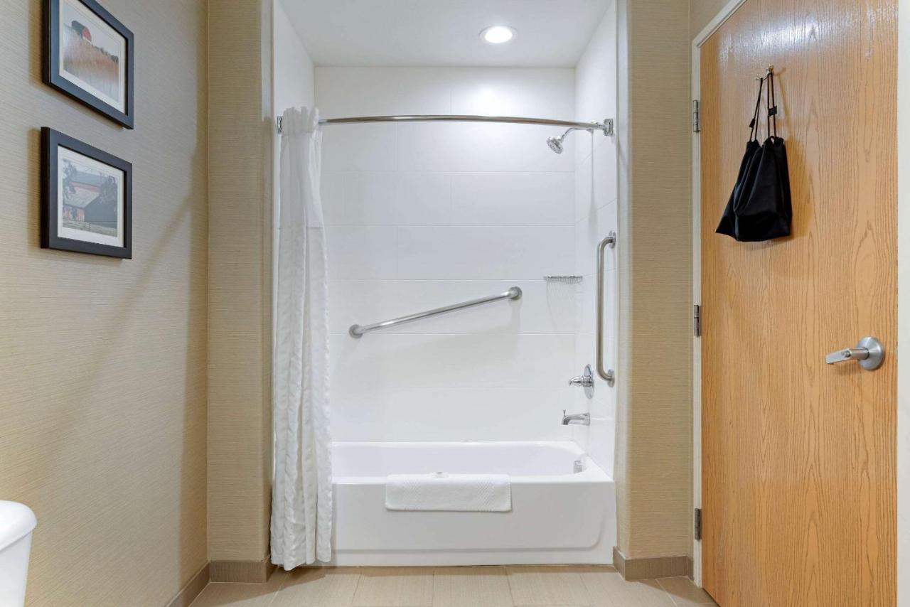 Comfort Suites Marysville-Yuba City Buitenkant foto