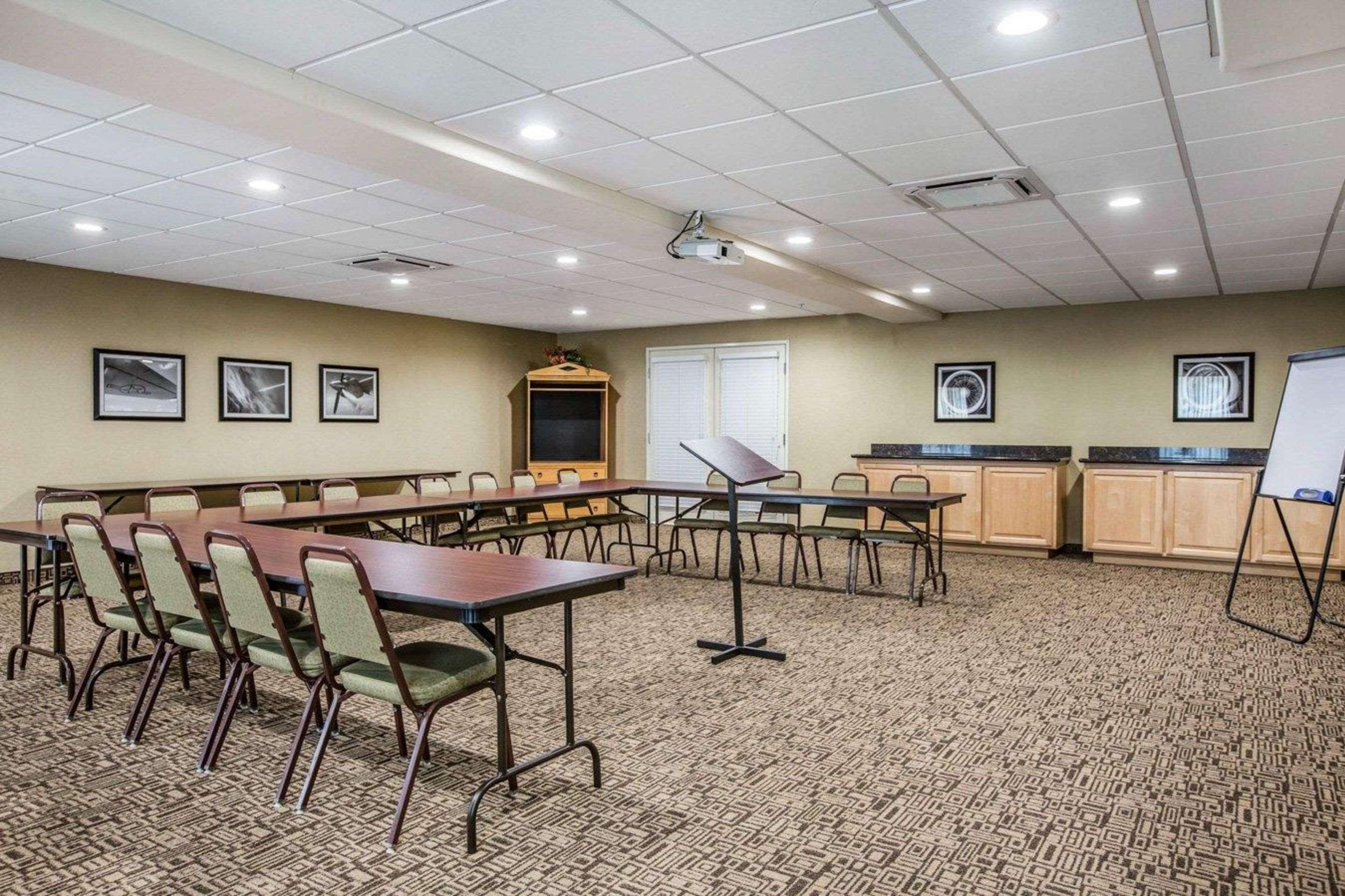 Comfort Suites Marysville-Yuba City Buitenkant foto