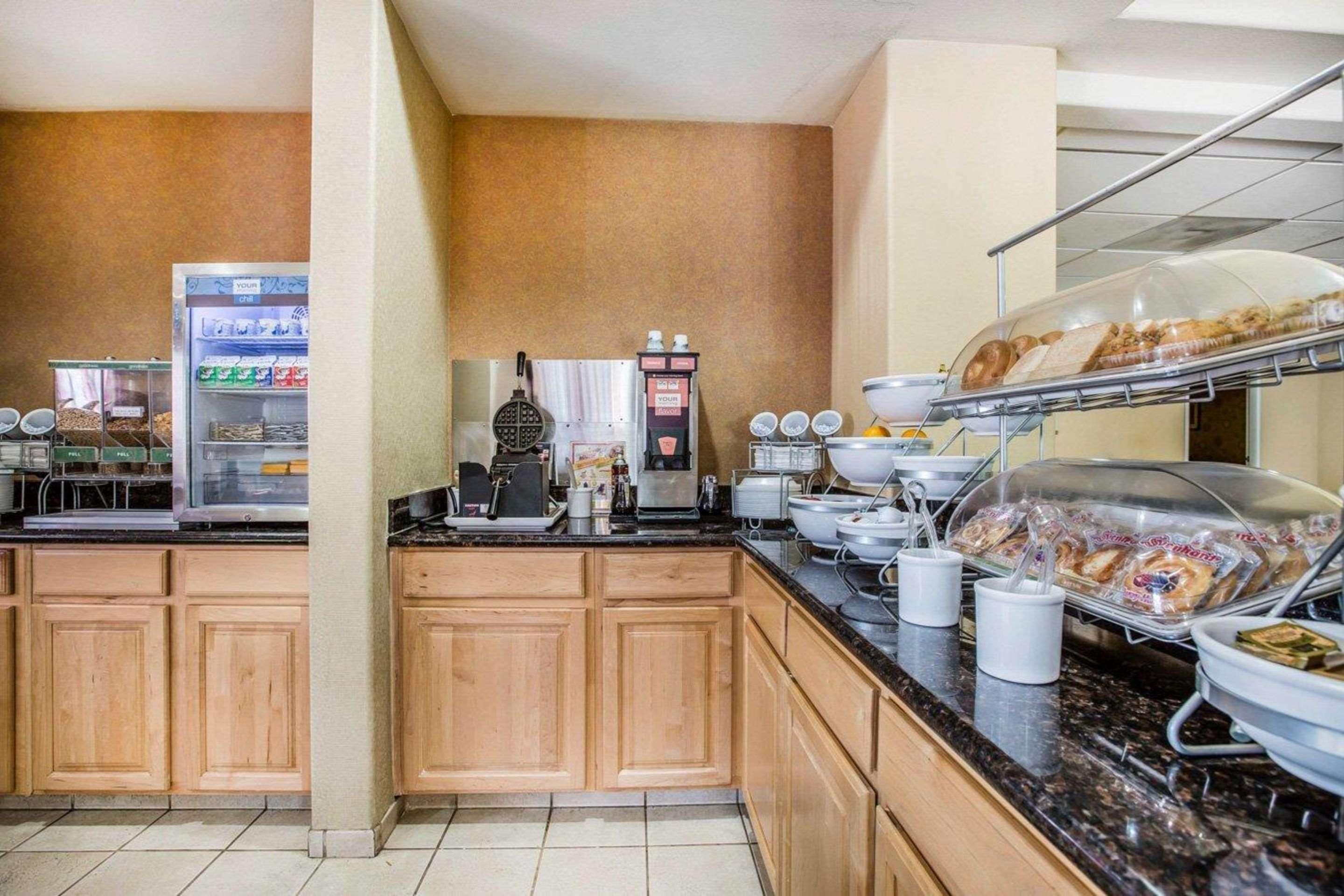 Comfort Suites Marysville-Yuba City Buitenkant foto